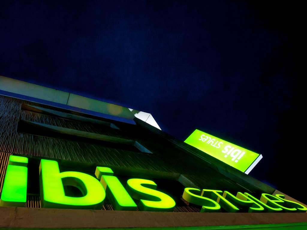 فندق Ibis Styles Brest Centre Port المظهر الخارجي الصورة